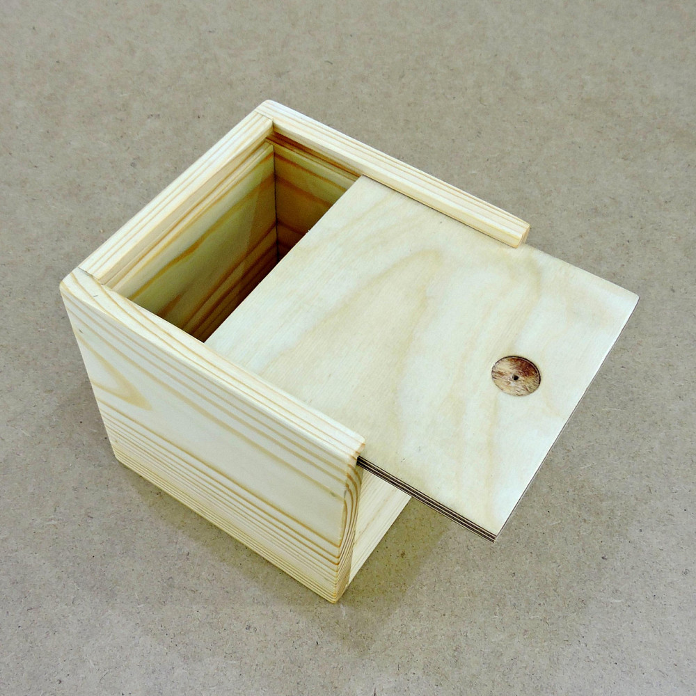 Подарочная коробка 