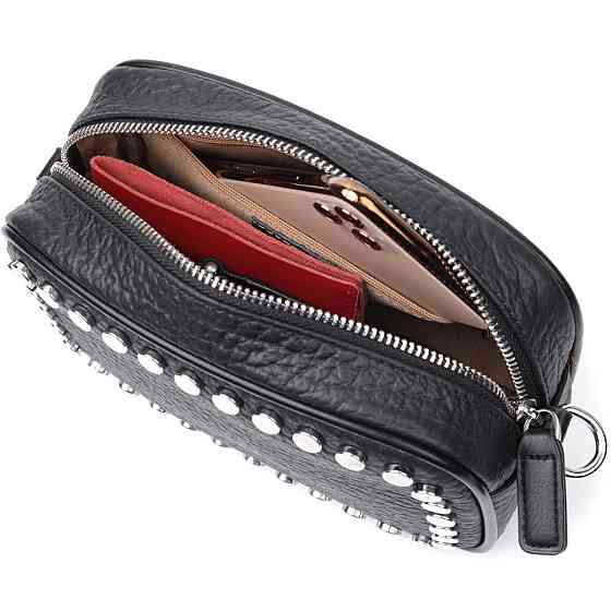 Стильная сумка декорированная металлическими кнопками из натуральной кожи Vintage 22333 Черная Киев