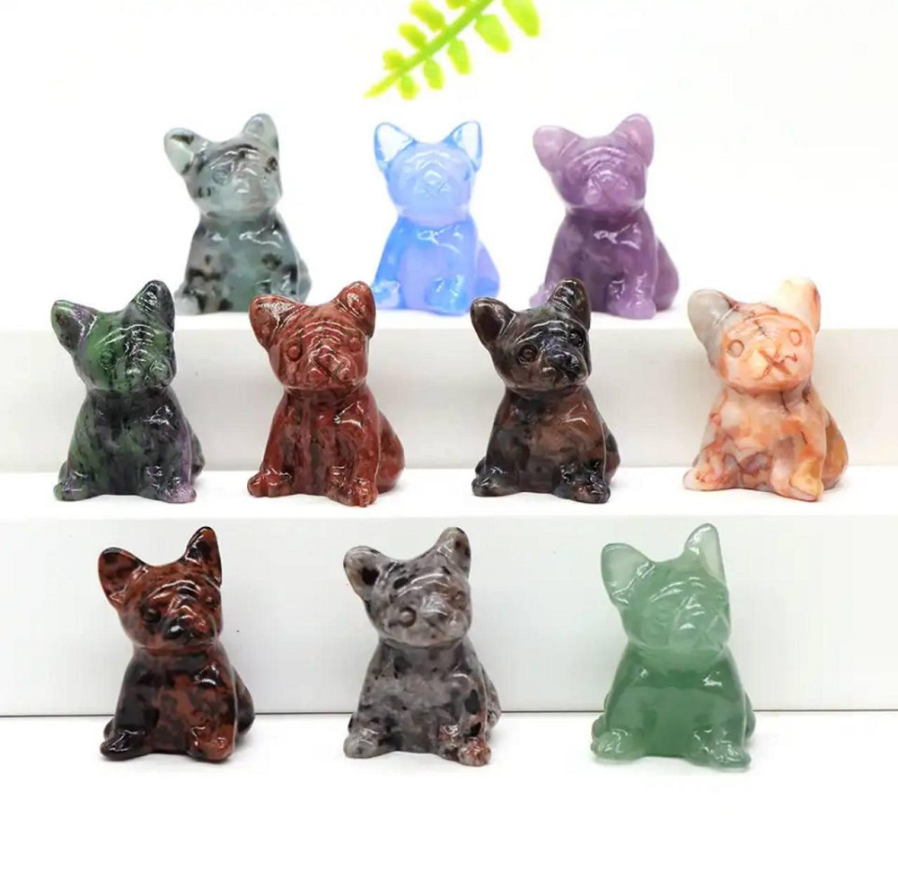 Статуэтка собаки из натурального камня содалита 30*20 мм. Фигурка бульдога из синего содалита. Киев - изображение 3