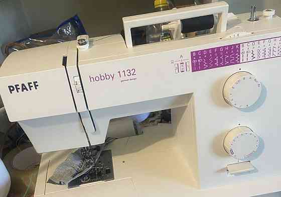 Німецька надійна машинка Прошиє шкіру та котон. Харків