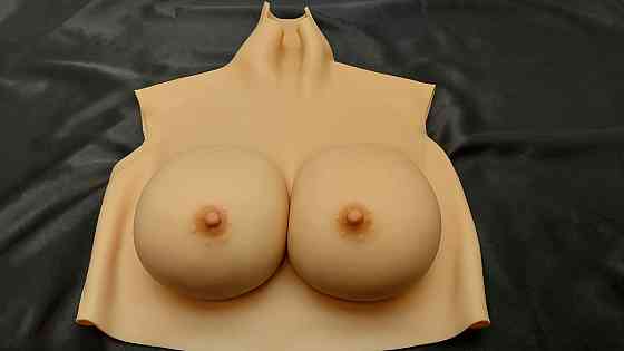 Реалістичні силіконові груди протез грудей розмір D (товар вживаний) Луцк
