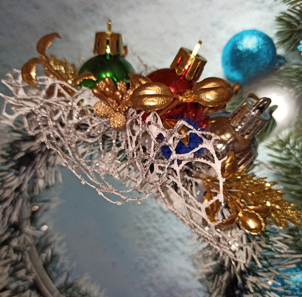 Обруч новорічний на голову з мішурою і новорічними іграшками, універсальний розмір, різнокольоровий ручна робота Київ - фото 3