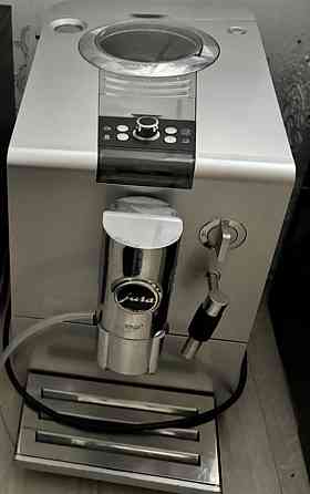 Кавомашина Jura. Київ