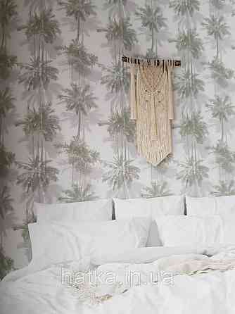 Шпалери вінілові на флізелін Marburg 82205 Giulia пальми дерева гілки листя зелені сірі на білому Київ