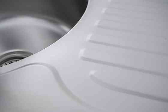 VALESO Кухонна мийка з нержавіючої сталі Valeso САТИН 6745 (0,8/180 мм) Киев