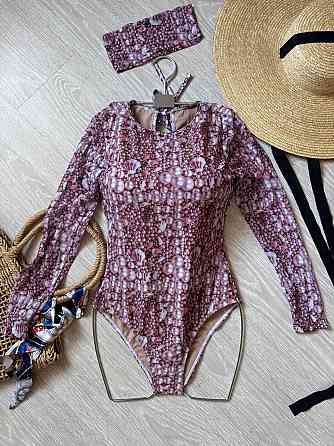 Закритий жіночий купальник із захистом від сонця Бордо, XS Харків