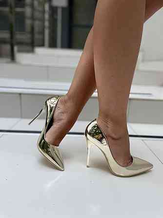 Comer Туфлі жіночі COMER золото еко-лак каблук 11см 40р (4960) Коломия