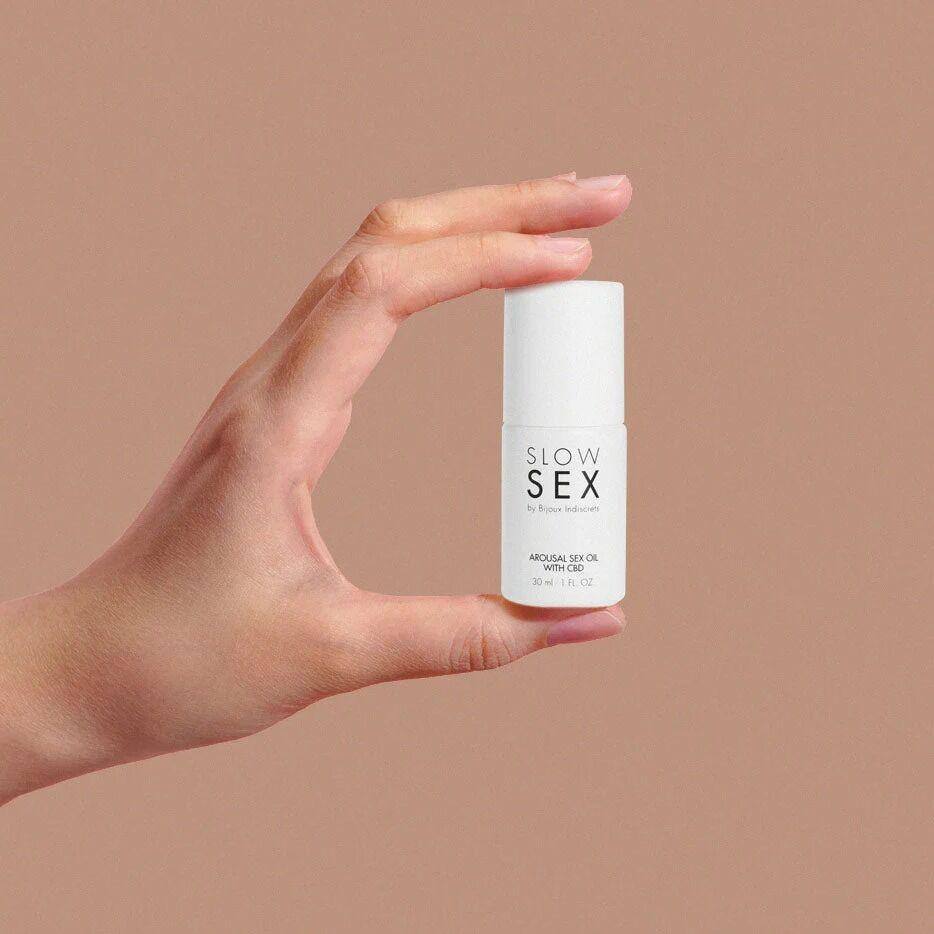 Масло для возбуждения Bijoux Indiscrets SLOW SEX Arousal Sex Oil CBD (30 мл) Sex Aura Киев - изображение 2