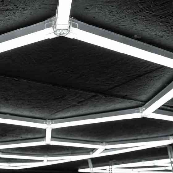 Світильник світлодіодний трикутний LumiOn L0-8, 485 x 244 см Київ