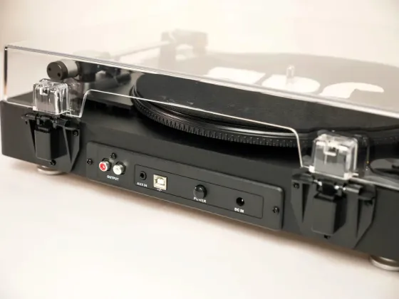 УЦЕНКА! Виниловый проигрыватель JAM HX-TT400-BKA Spun Out Turntable Днепр