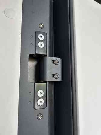 Дверь в квартиру. Серия МДФ/МДФ «Strimex Nissha» Модель: Duality Дуб+Софт/Белый мат. Короб RAL 9005/RAL 9003 960 Киев