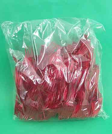 Вилка одноразова пластикова для фруктів Юніта Червона (250 шт) Харків