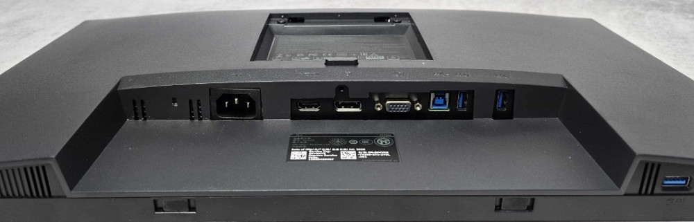 Монитор безрамочный 23.8