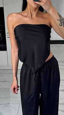 Женский трендовый легкий костюм двойка: топ-бандо и широкие брюки дабл шелк Черный Одесса