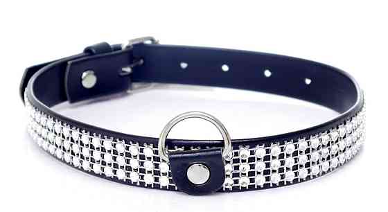 Нашийник зі штучної шкіри з кристалами Fetish Boss Series - Collar with crystals Silver, BS3300099 Sex Aura Київ