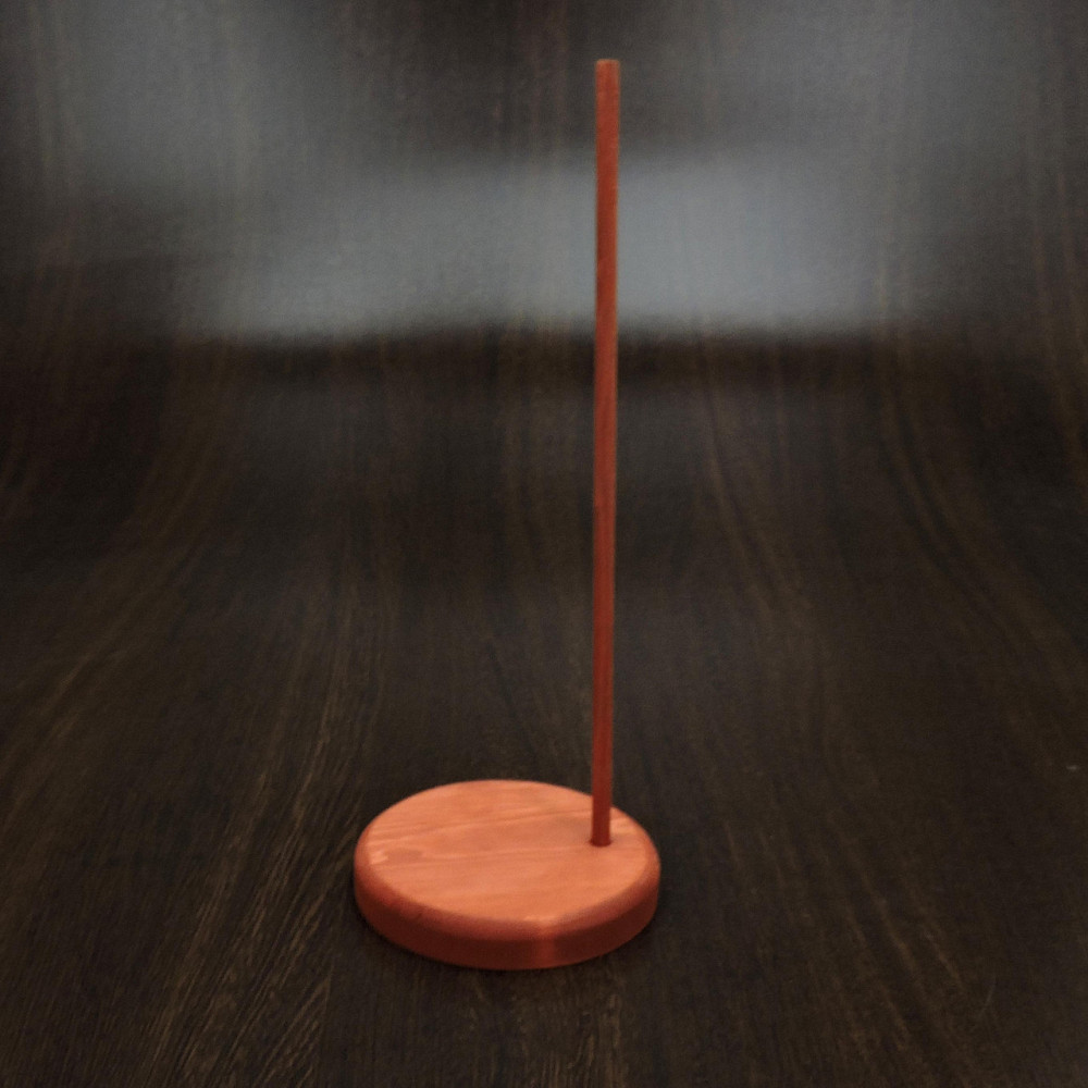 Подставка для кукол 