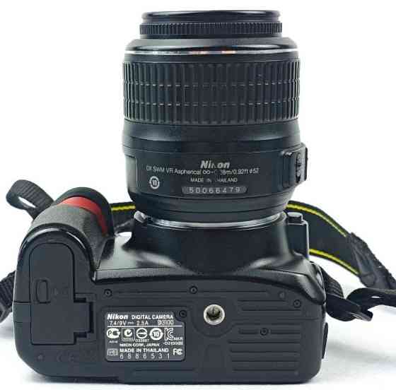 Дзеркальний Фотоапарат Nikon D3100 KIT з картою пам'яті 8Gb та сумкою Киев
