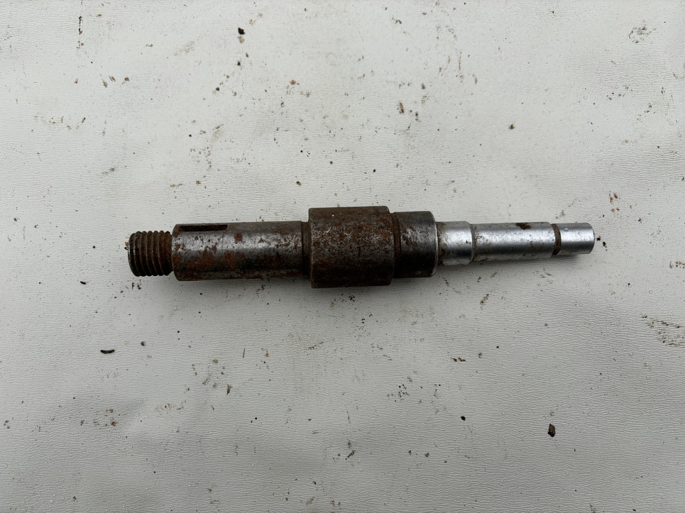 Вал водяного насоса Д-65 ЮМЗ. 48-1307017-А. Харків - фото 1