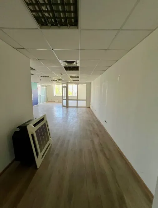 Здам офіси в центрі міста. Барикадна 4 поверх з 4 , Гарний ремонт, красиві офіси (всі фото відповідають дійсності). Канікули на заїзд. Охорона, консьє Дніпро - фото 2