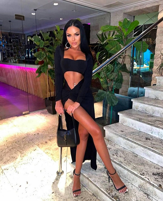 Жіноча стильна романтична еластична сукня вирізом трикотаж масло Одеса - фото 3