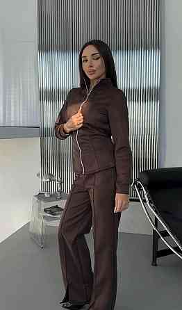 Женский стильный костюм двойка: жакет и штаны с разрезами замш на дайвинге Шоколадный, 46/48 Одесса