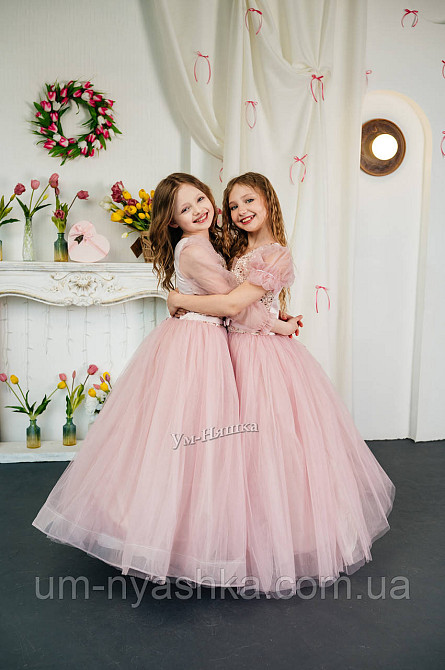 Пудровое нарядное платье 134-146 Кривой Рог - изображение 5