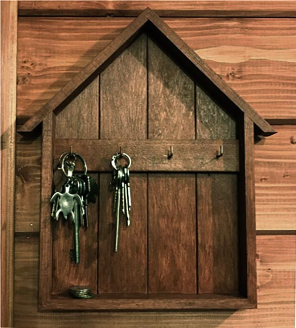 Ключница деревянная 