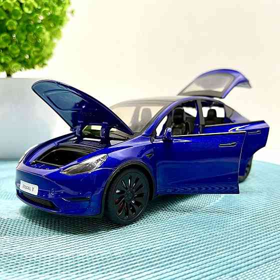 Машина Автосвіт Tesla Model Y інерційна відчиняються двері капот багажник 17см Синя (AP-2001) Чернігів