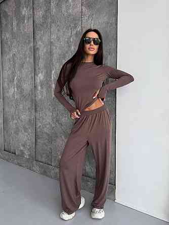Женский стильный базовый костюм из мягкой эластичной ткани. Мокко, 46/48 Одесса