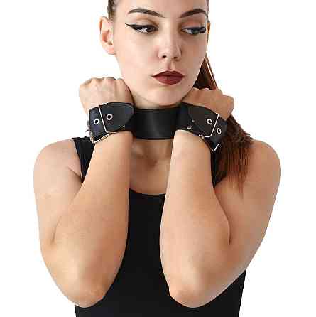 Нашийник з наручниками із натуральної шкіри Art of Sex - Bondage Collar with Handcuffs Sex Aura Київ