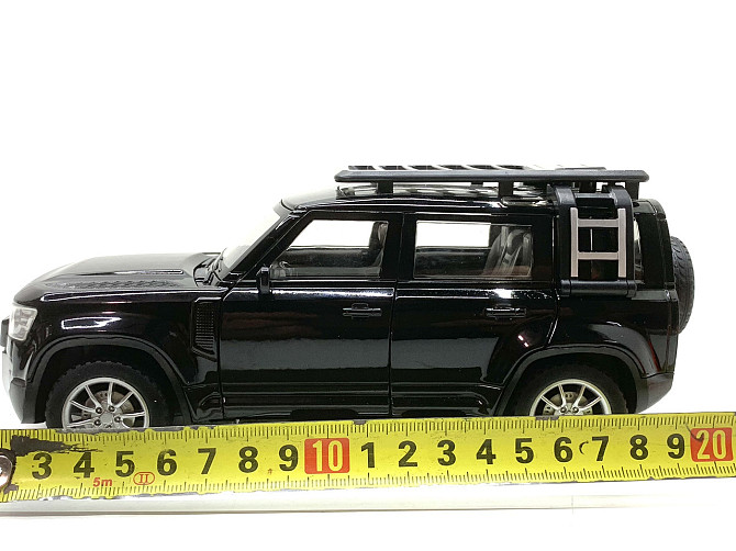 Машина Автосвіт Land Rover Defender інерційна масштаб 1:24 відчиняються двері капот багажник 21 см Чорна (AP-2018) Чернігів - фото 4