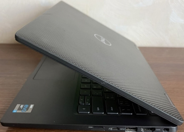 Ноутбук DEll Latitude 7420 IPS 14
