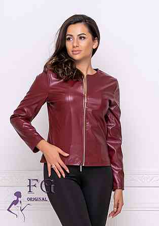 Демисезонная тонкая куртка-жакет из экокожи 