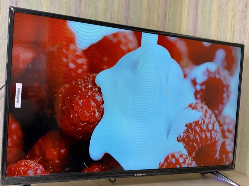 Крутой Телевизор: Samsung 34