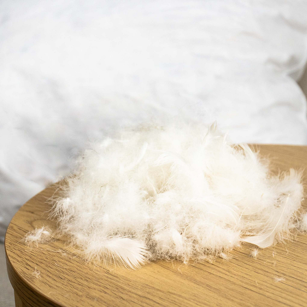 Подушка пухова преміум якості YouStar 50% пух 50% перо Батист - пружна 50x50 см (Білий) Суми - фото 2