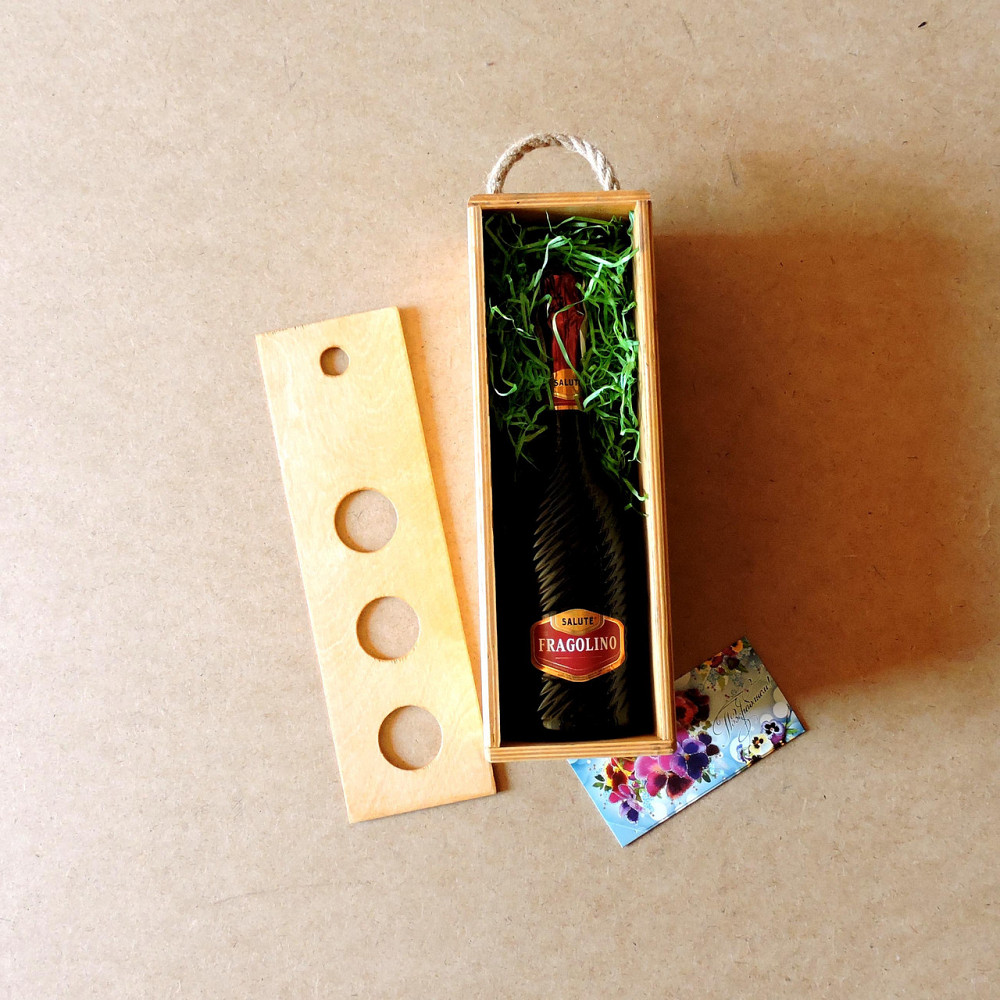 Подарочная коробка 