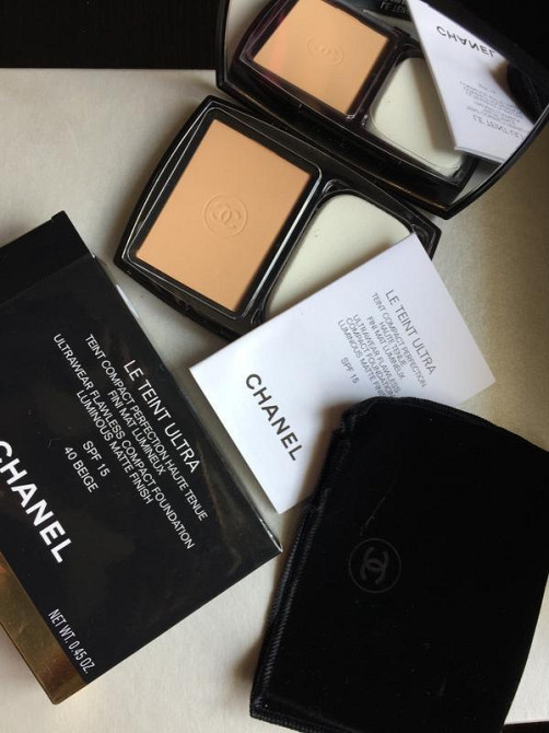 Компактная пудра Chanel Ultra Le Teint Славянск - изображение 5