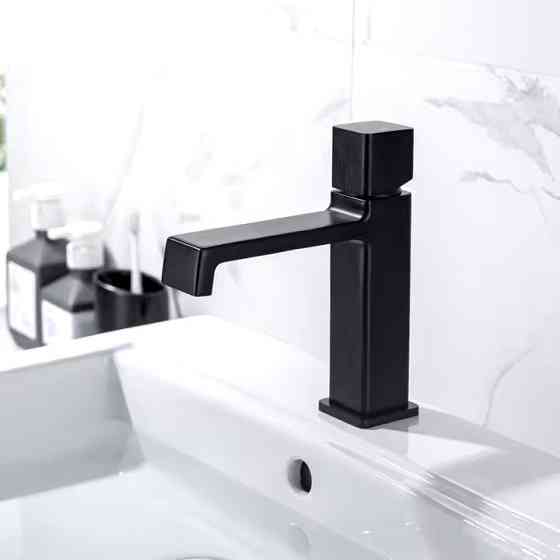 Смеситель для умывальника, раковины из латуни дизайнерский, однорычажный цвет черный Каменец-Подольский