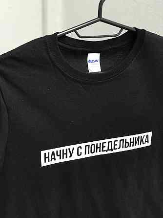 Женская футболка с принтом - 