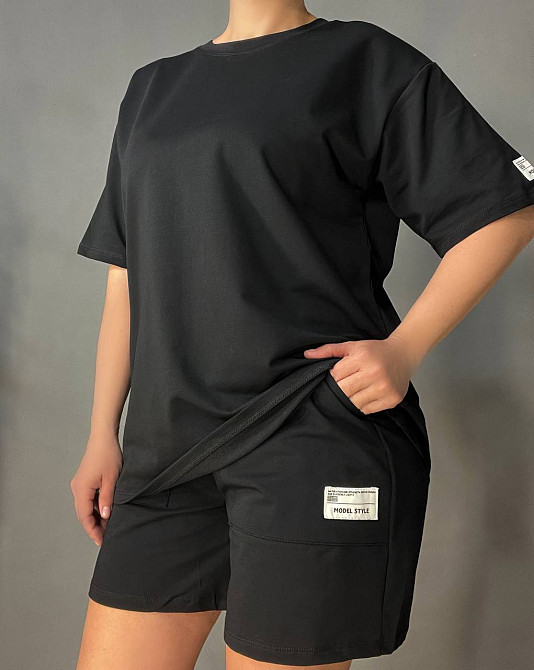 Костюм жіночий Aidin 201 футболка та шорти з нашивкою оверсайз чорний, чорний, S Київ - фото 3