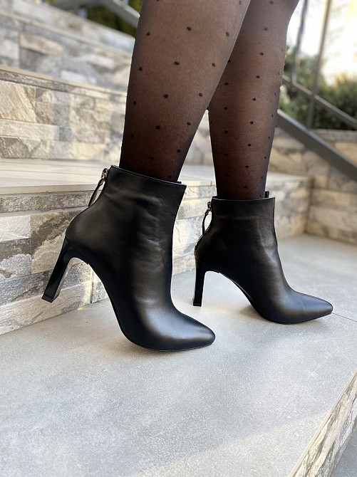 Crisma Жіночі черевики CRISMA чорні натуральна шкіра каблук 8см висота 10см розмір 38 (4371) Коломыя - изображение 7