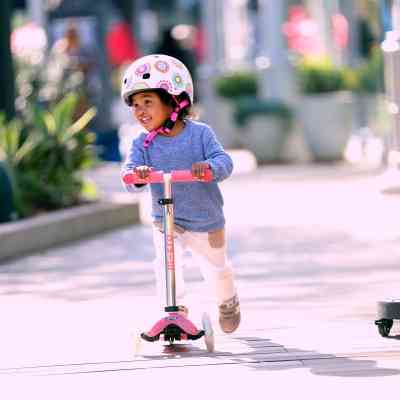 Самокат Micro Mini Deluxe Fairy Glitter LED Рожевий (MMD208) Вінниця