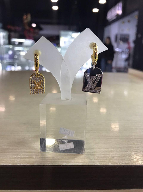 Брендові сережки Луї Віттон/Louis Vuitton, позолота Одеса - фото 1
