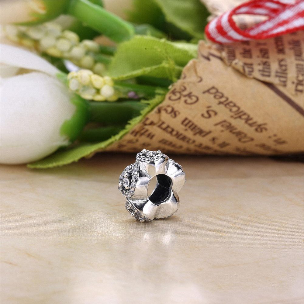 Серебряный шарм Пандора  