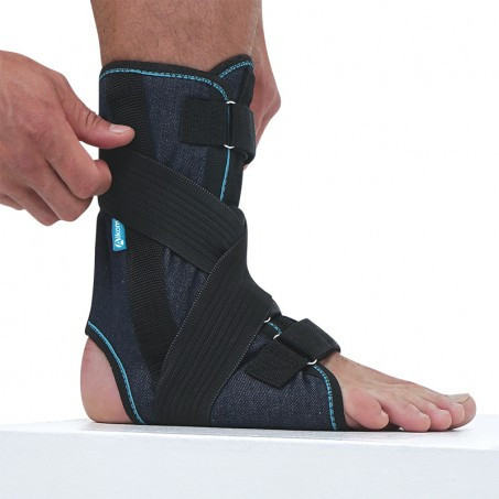Бандаж (ортез) на голеностопный сустав с фиксатором Алком 3015 Днепр - изображение 2