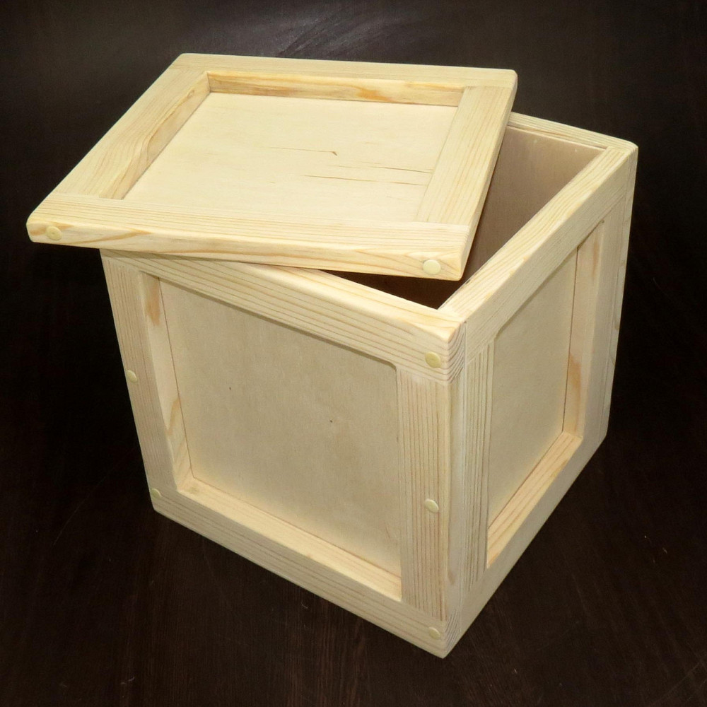 Интерьерный декоративный ящик 