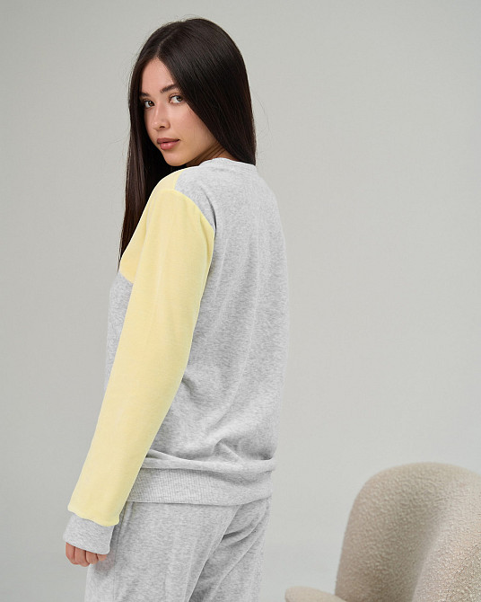 Женская пижама со штанами Nicolette Три котика - Велюр 87125 L, Желтый Киев - изображение 2