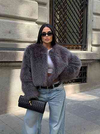 Женская укороченная оверсайз шуба без воротника искусственный мех Одесса