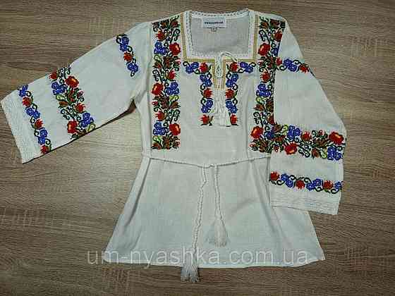 Жіноча лляна вишиванка 