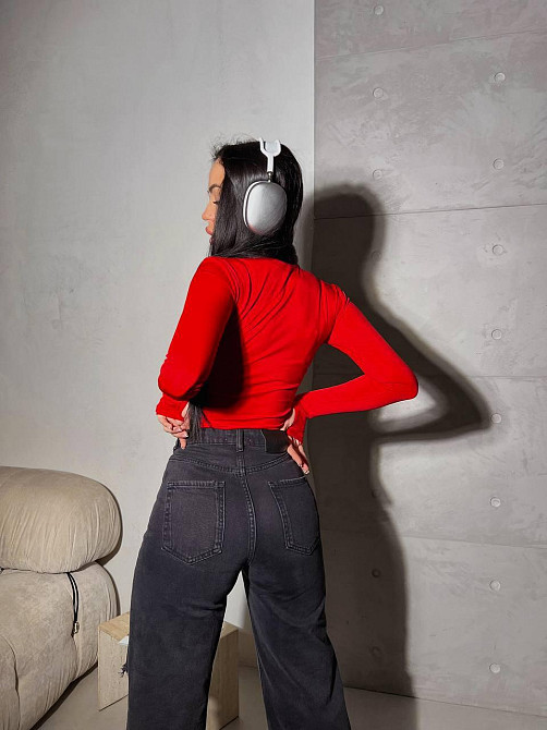 Женский стильный стильный боди на молнии с разрезом под пальчик Микродайвинг Красный Одесса - изображение 6